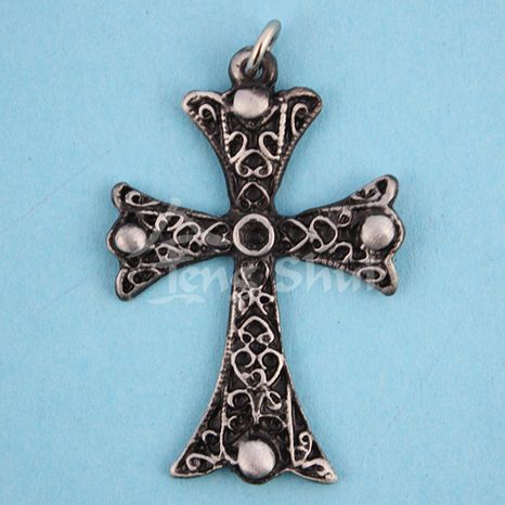 Prívesok Amulet stredoveký kresťanský kríž