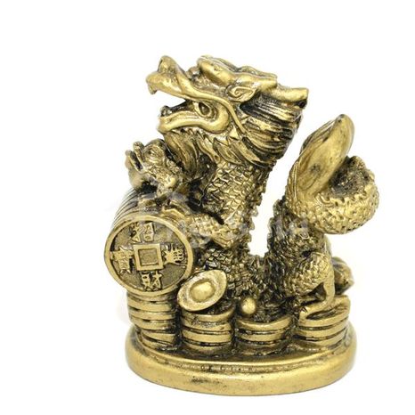 Čínsky drak s perlou a mincami, zlatý