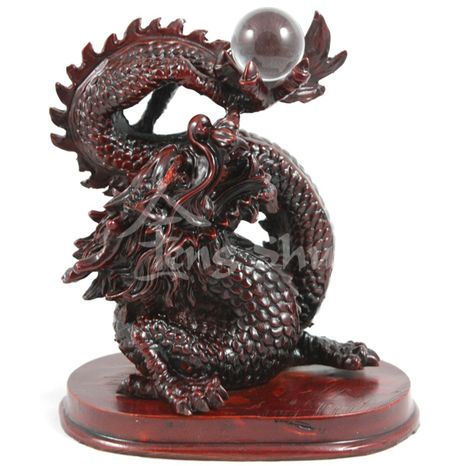 Čínsky drak s guľou, červený 16.5 cm