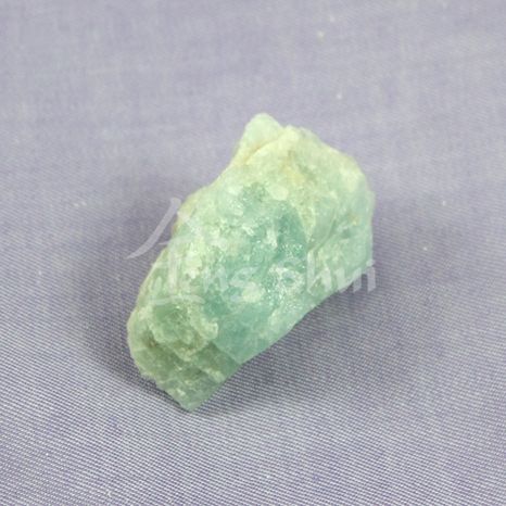 Fluorit zelený prírodný
