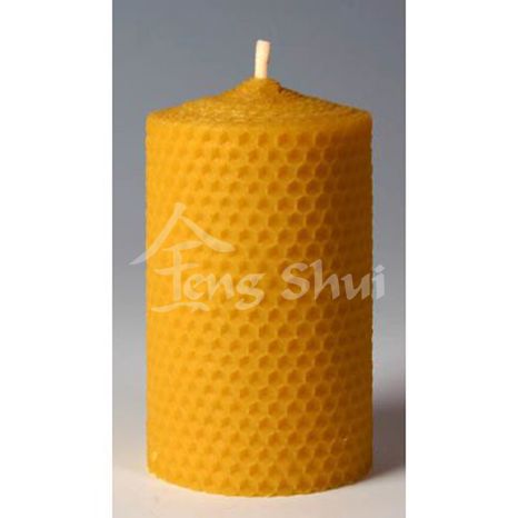 Sviečka Včelí vosk točená 12 x 6.4 cm