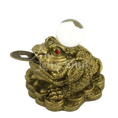 Trojnohá žaba hojnosti s guľou, zlatá